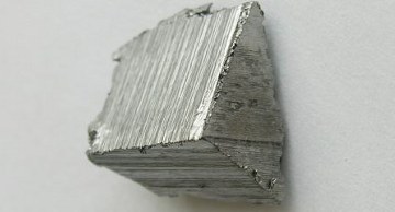 erbium metal